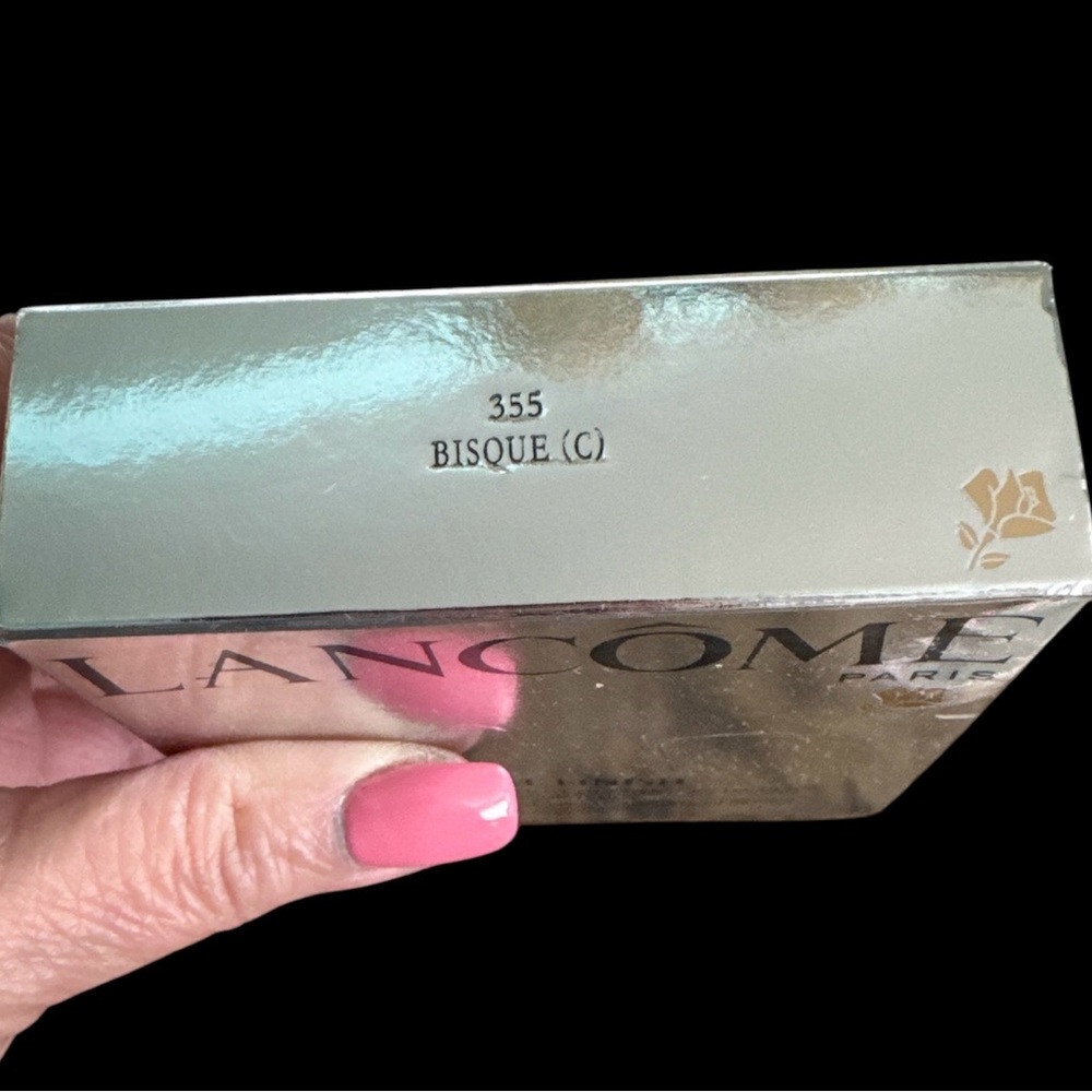 LANCOME DUAL FINISH POWDER FOUNDATION ALL DAY WEAR - Picture 2 of 5